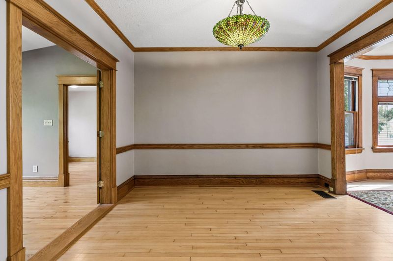 314 Baker St W, Saint Paul, MN 55107