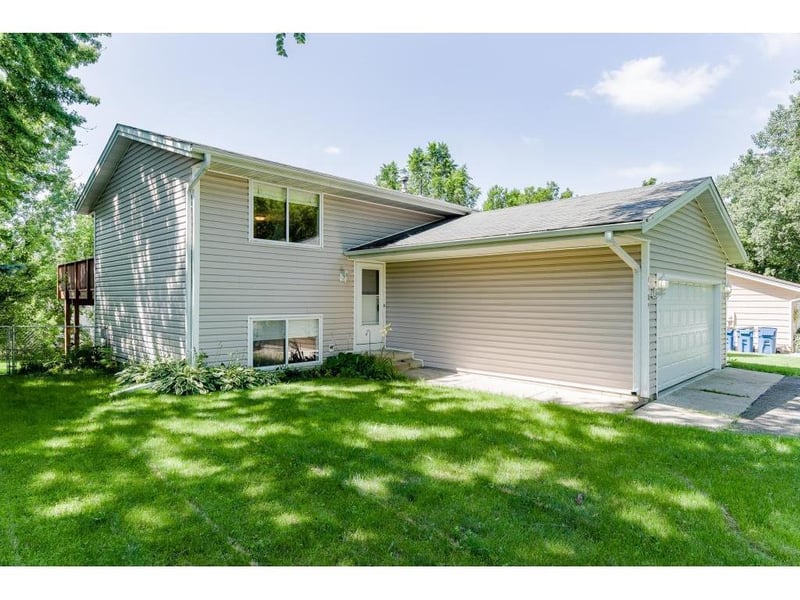 4189 Pleasant St SE, Prior Lake, MN 55372