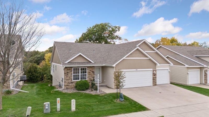 832 Aurora Cir, Red Wing, MN 55066