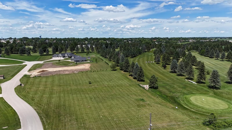 53022 253rd Ave, Plainview, MN 55964