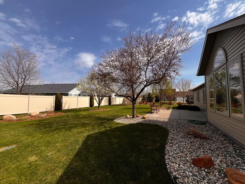 5723 Glenview Ln, Saint Cloud, MN 56303