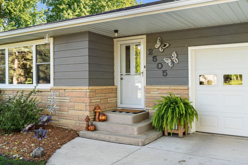 2505 16th Ave SW, Austin, MN 55912