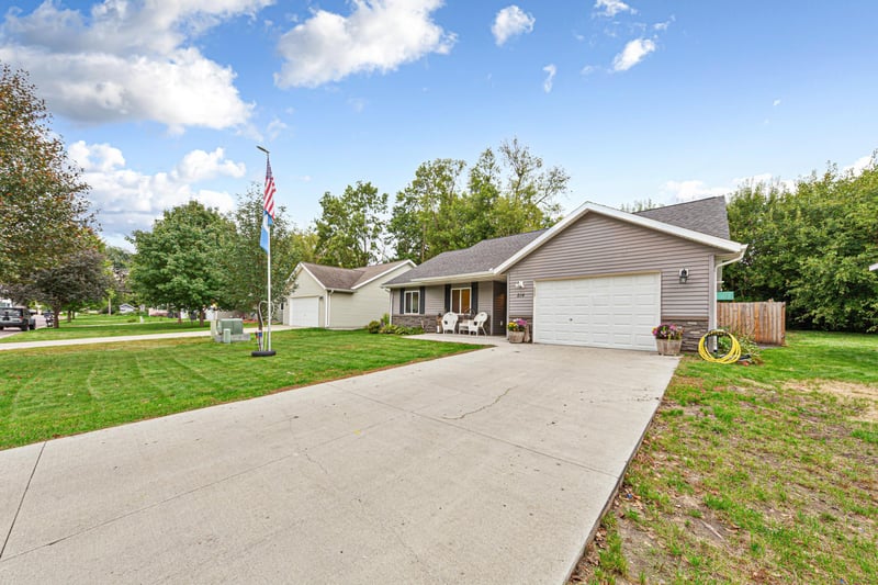 214 Rogers St, Mankato, MN 56001