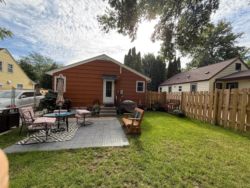 515 9th St NW, Willmar, MN 56201