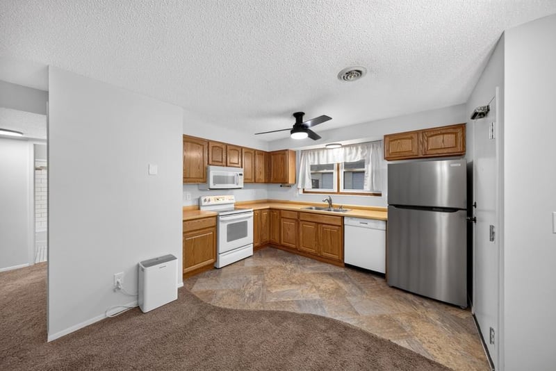 1903 Greenview Pl SW #1, Rochester, MN 55902