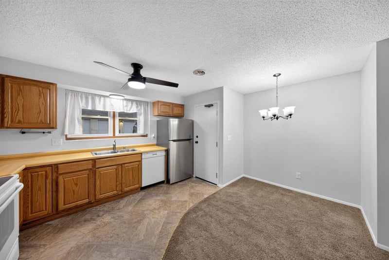 1903 Greenview Pl SW #1, Rochester, MN 55902