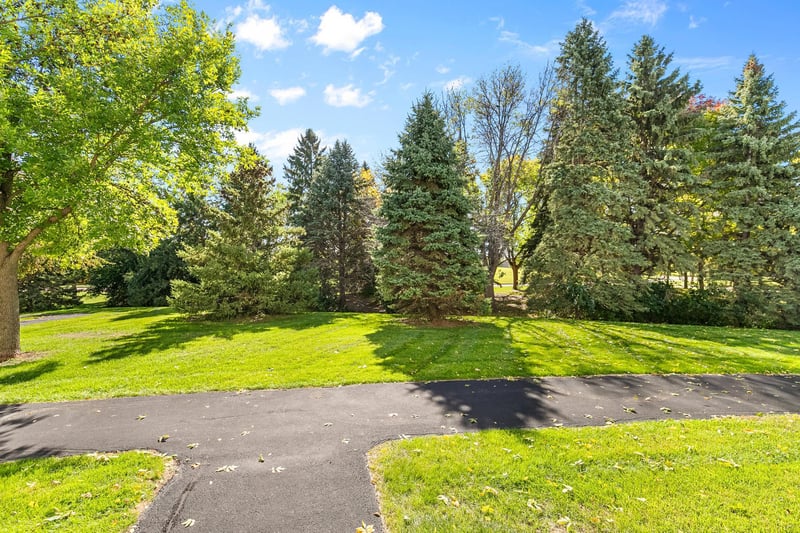 13035 Durum Ct, Eden Prairie, MN 55347
