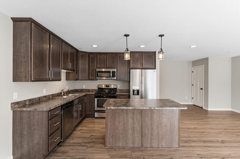 18610 Jonesboro Ct #205, Lakeville, MN 55044