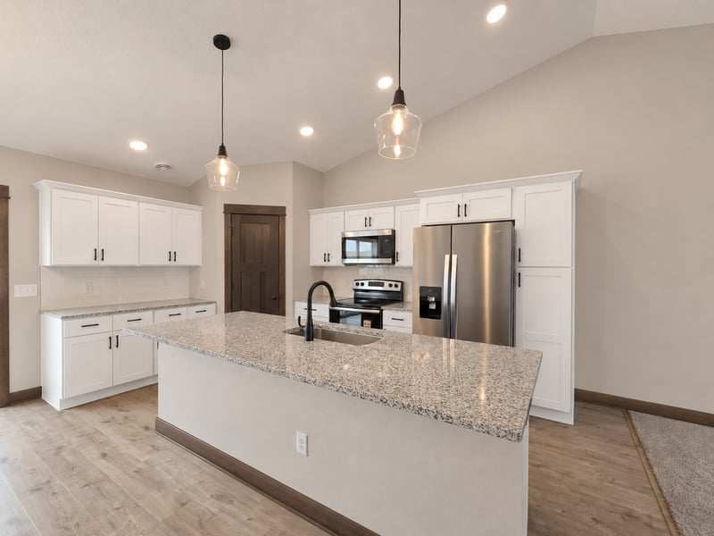 316 Falcon Rn, Eagle Lake, MN 56024
