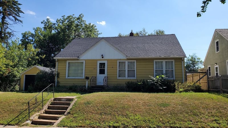 1988 Fremont Ave E, Saint Paul, MN 55119