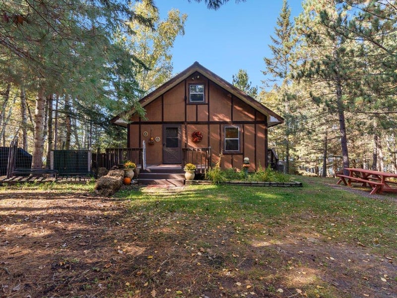 17439 Delta St, Nevis, MN 56467