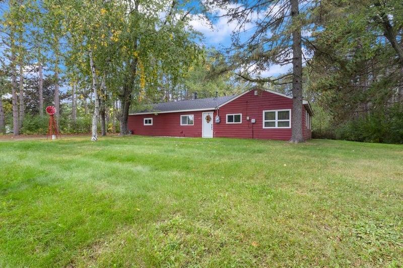 6055 Baldwin Lake Rd, Lino Lakes, MN 55014