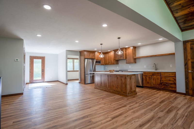 21000 Highway 9 NE, New London, MN 56273