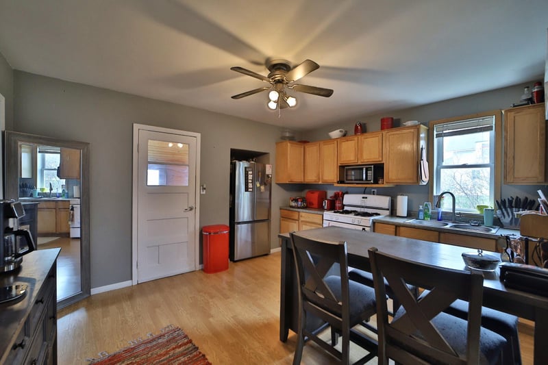 502 Wisconsin Ave SE, Staples, MN 56479