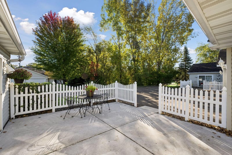 19107 Jackson Ct NW, Elk River, MN 55330