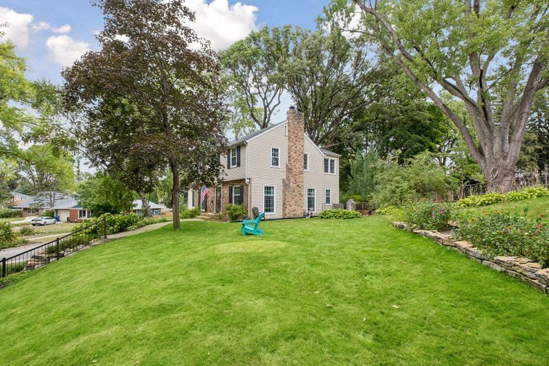 1995 Norfolk Ave, Saint Paul, MN 55116