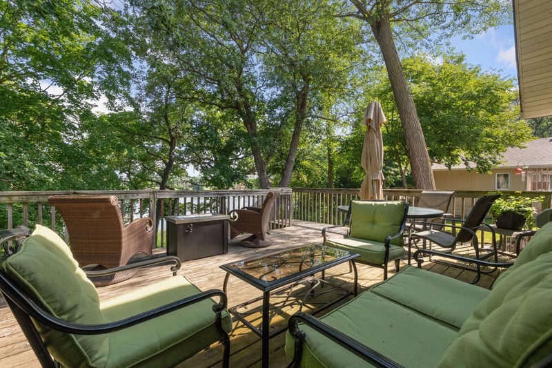 4626 Kildare Rd, Mound, MN 55364