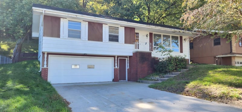1659 Edgewood Rd, Winona, MN 55987