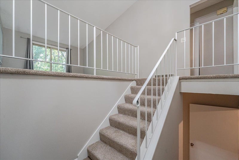 299 River Woods Ln, Burnsville, MN 55337