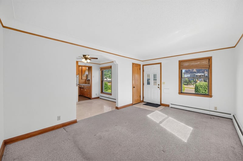 4858 6th St NE, Columbia Heights, MN 55421