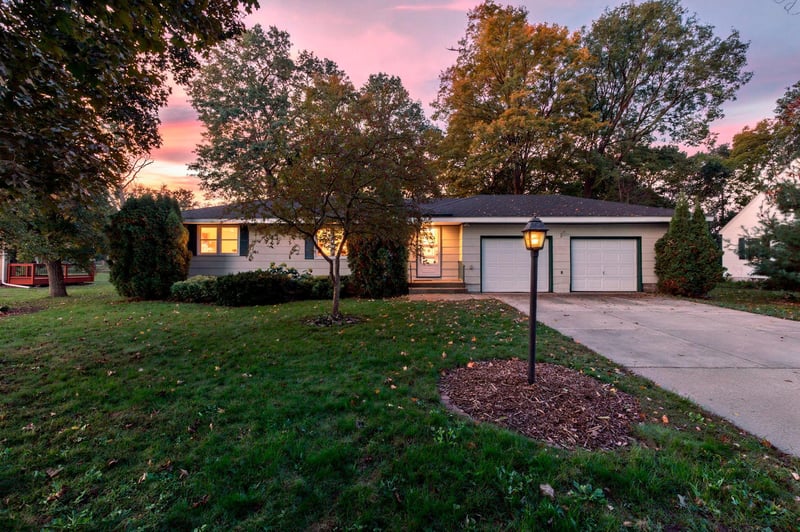 6609 74th Ave N, Brooklyn Park, MN 55428