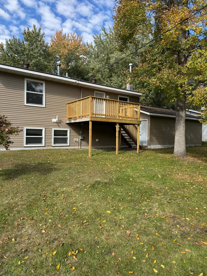 509 13th St SW, Little Falls, MN 56345