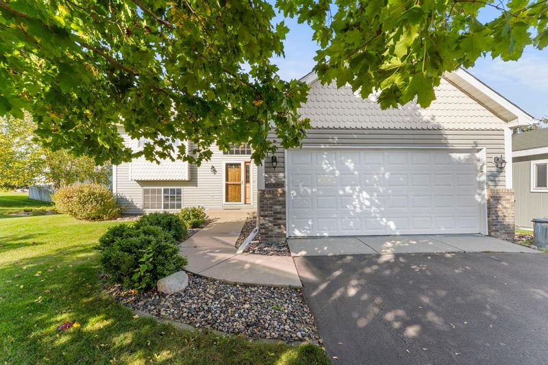 3335 Aaron Dr, Elko New Market, MN 55054