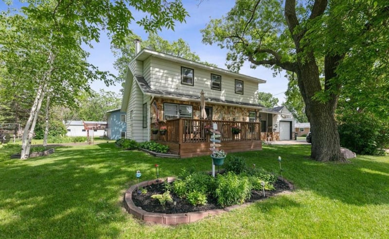 140 2nd Ave N, Waite Park, MN 56387