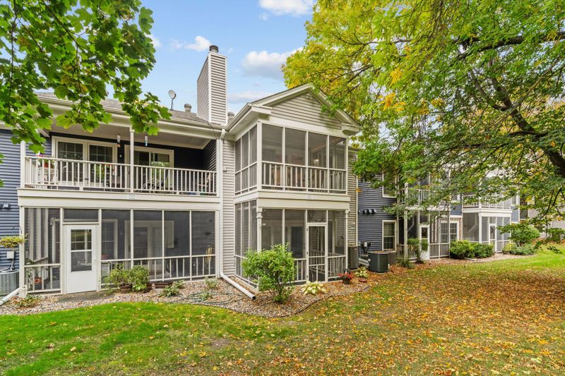 10932 Quebec Ave S, Bloomington, MN 55438