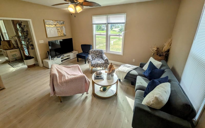 1133 Miller Ave, Windom, MN 56101