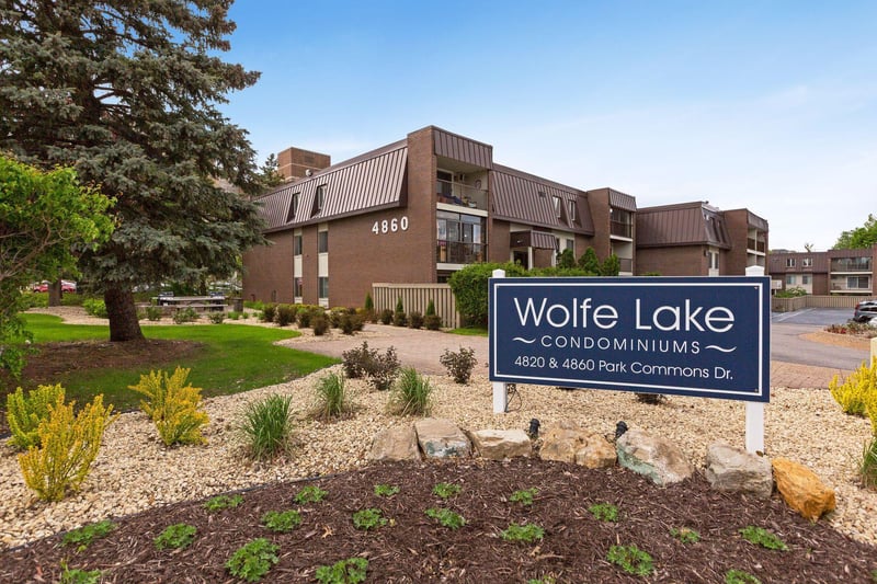 4820 Park Commons Dr #118, Saint Louis Park, MN 55416
