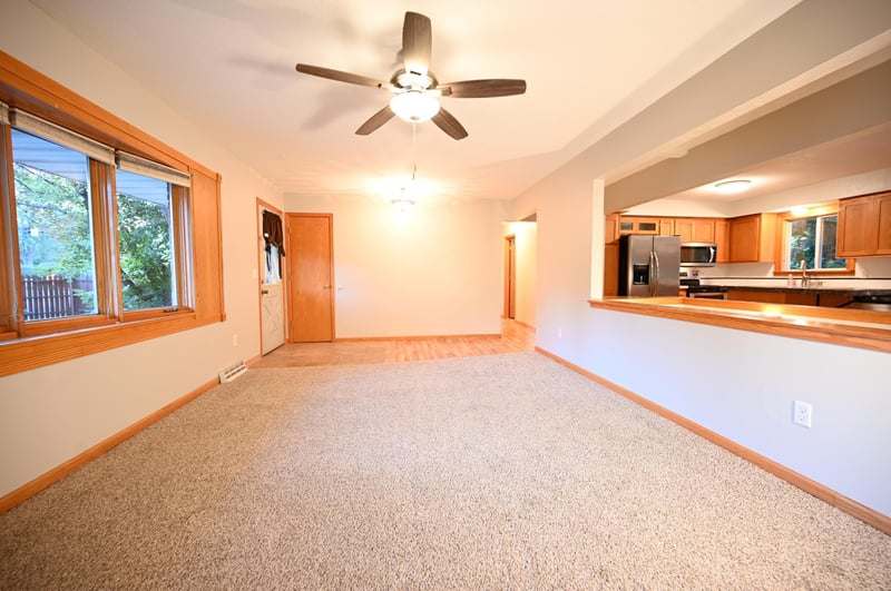 13201 Irving Ave S, Burnsville, MN 55337