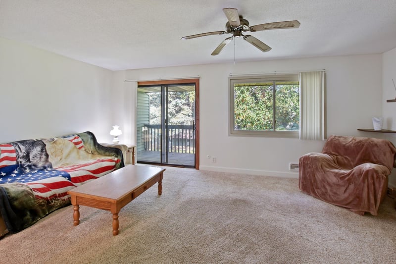 37 Marie Ave E, West Saint Paul, MN 55118
