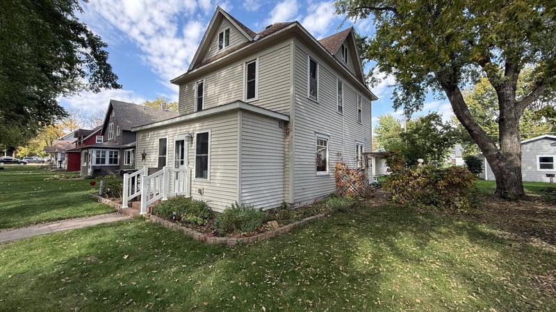 250 11th Ave, Granite Falls, MN 56241