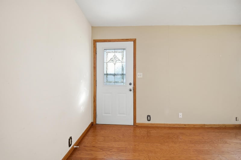 205 W North St, Kiester, MN 56051
