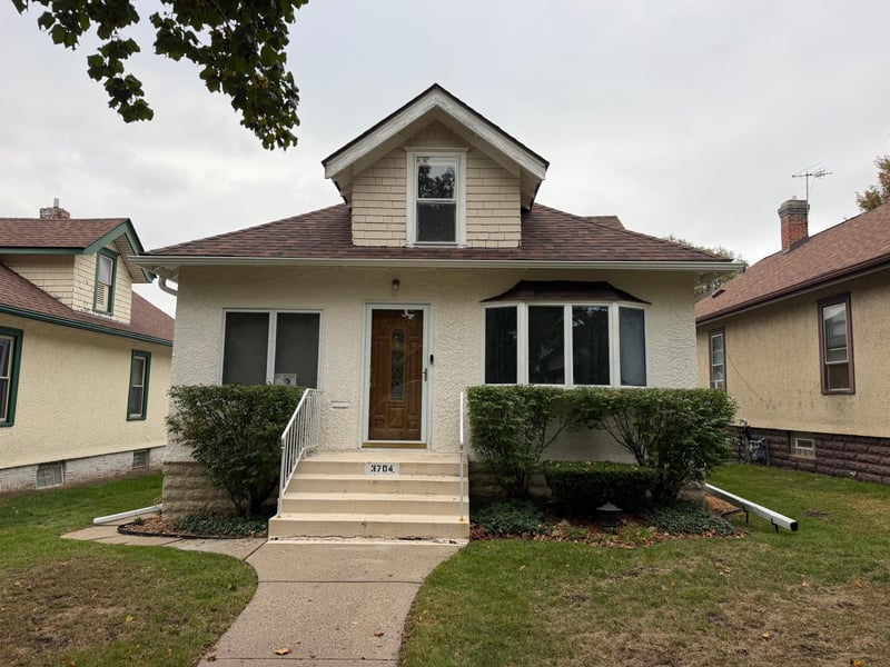 3704 16th Ave S, Minneapolis, MN 55407