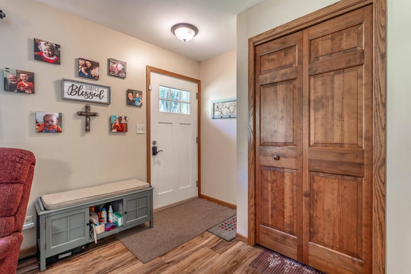 412 E Everett Ave, Fergus Falls, MN 56537