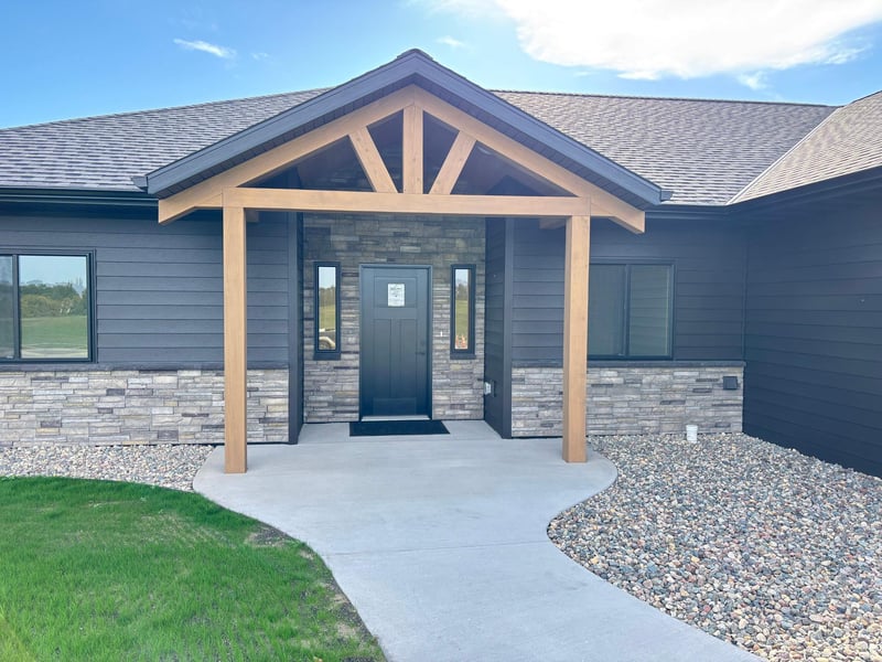 407 Halfaday Dr, Sauk Centre, MN 56378