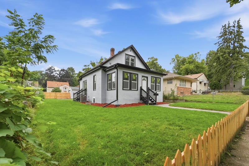 3343 Colfax Ave N, Minneapolis, MN 55412