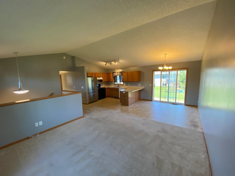 609 Dogwood St NE, Lonsdale, MN 55046