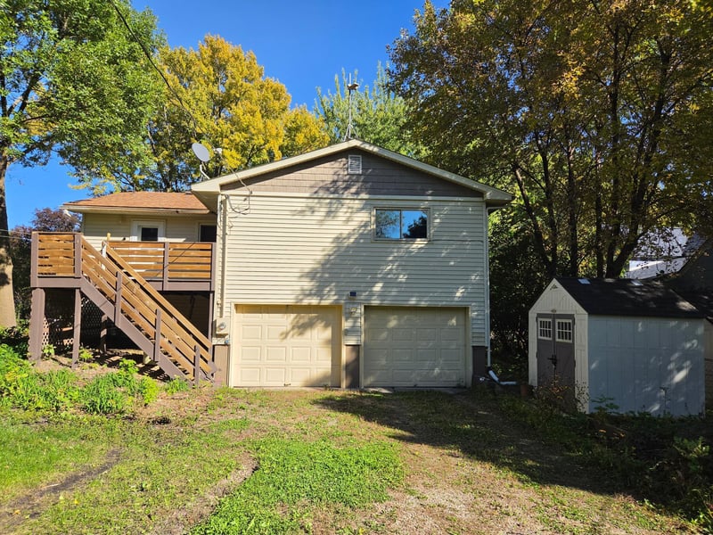 126 2nd Ave SW, Wells, MN 56097