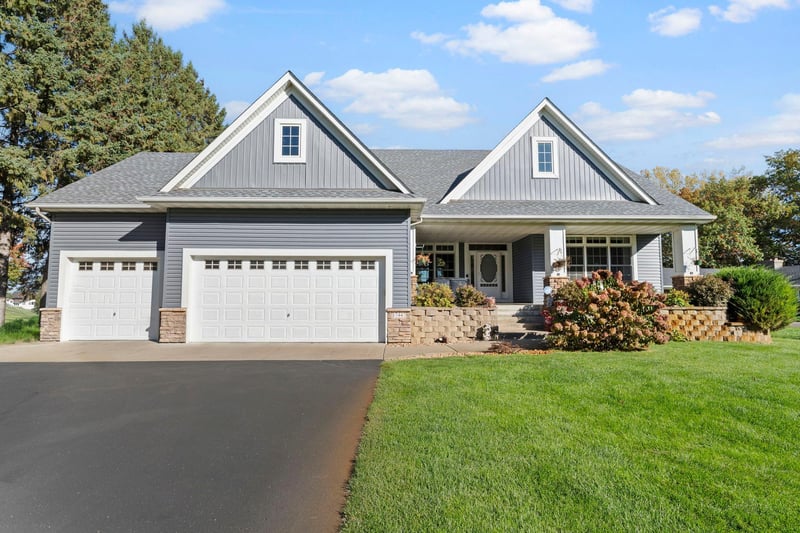 17447 Interlachen Dr NE, Ham Lake, MN 55304