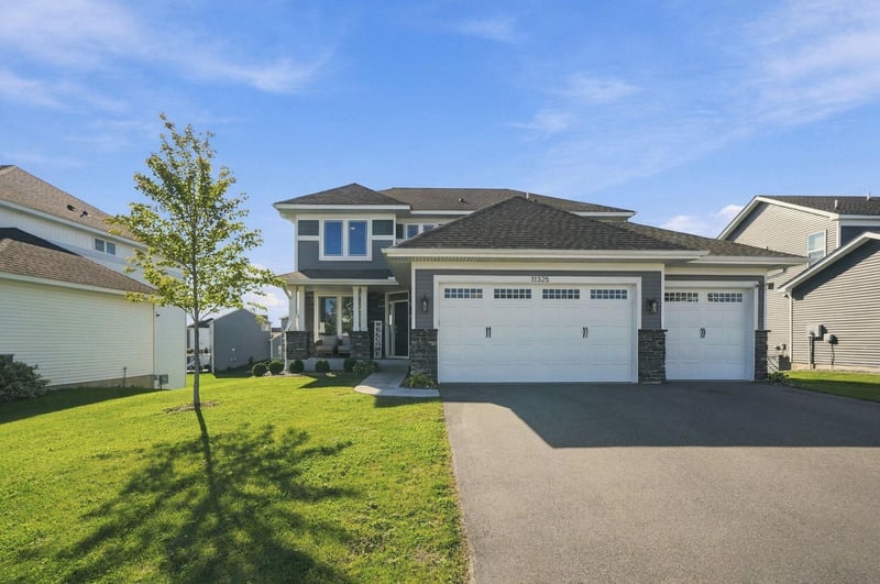 11325 Creekside Trl, Maple Grove, MN 55311