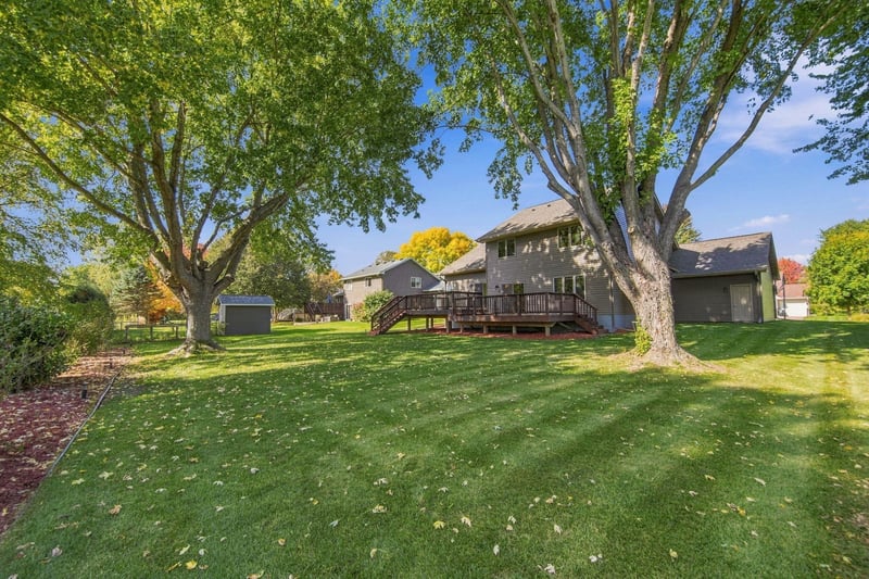 458 Coyote Trl, Lino Lakes, MN 55014
