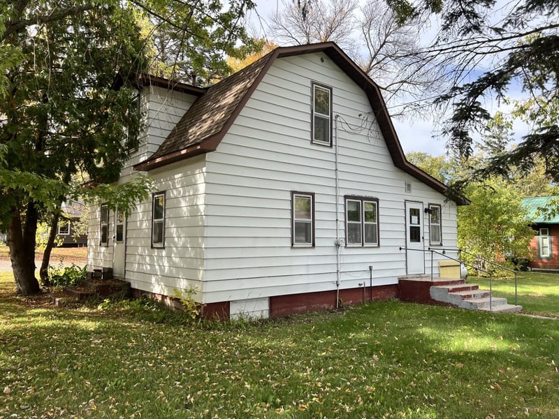 147 2nd Ave, Miltona, MN 56354