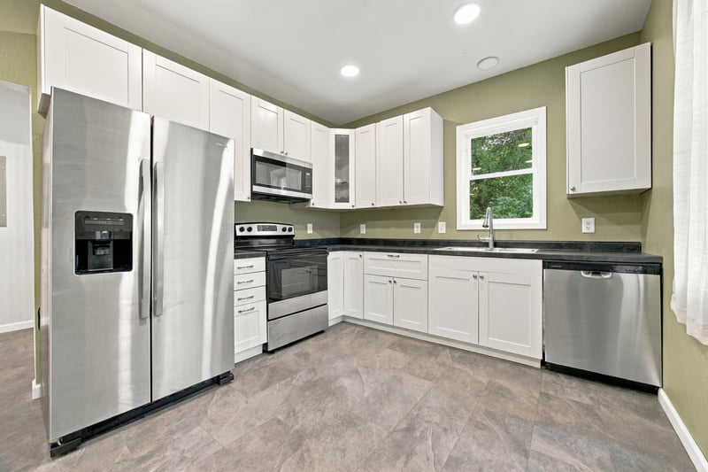 101 E Linden St, Vergas, MN 56587