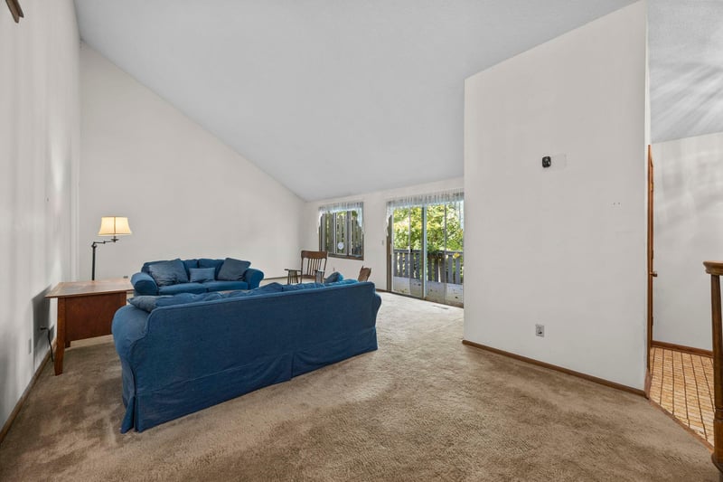 5422 Meister Rd, Fridley, MN 55432