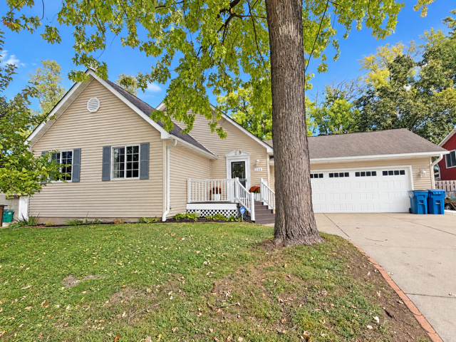 6236 Orleans Ln N, Maple Grove, MN 55369