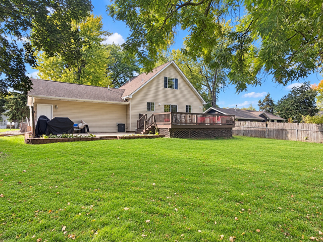 6236 Orleans Ln N, Maple Grove, MN 55369