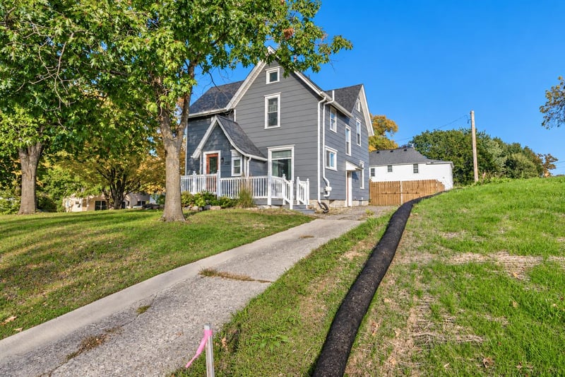 703 S Oak Ave, Owatonna, MN 55060